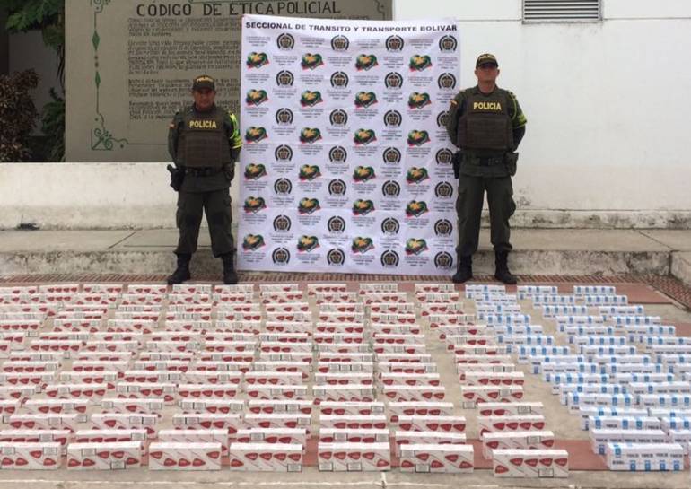 Cae cargamento de cigarrillos de contrabando en la vía Bogotá-Tunja: Cae cargamento de cigarrillos de contrabando en la vía Bogotá-Tunja