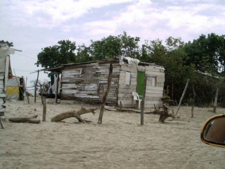 Concejo de Cartagena denuncia que no hay avances en reubicación de Marlinda: Concejo de Cartagena denuncia que no hay avances en reubicación de Marlinda
