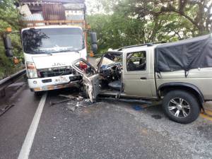 Accidente en vía Puerto Boyacá-Bogotá deja a conductor gravemente herido: Accidente en vía Puerto Boyacá-Bogotá deja a conductor gravemente herido Accidente en vía Puerto Boyacá-Bogotá deja a conductor gravemente herido: Accidente en vía Puerto Boyacá-Bogotá deja a conductor gravemente herido
