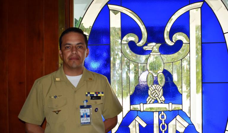 Escuela Naval de Cadetes Cartagena: ENAP fortalece movilidad académica con la marina de Ecuador