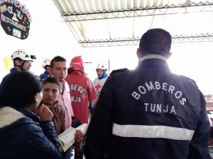 500 niños quedaron sin clases indefinidamente por vendaval al sur de Tunja: 500 niños quedaron sin clases indefinidamente por vendaval al sur de Tunja 500 niños quedaron sin clases indefinidamente por vendaval al sur de Tunja: 500 niños quedaron sin clases indefinidamente por vendaval al sur de Tunja