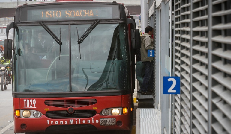 Buses viejos de Transmilenio: Piden debate urgente en Concejo por renovación de buses de Transmilenio