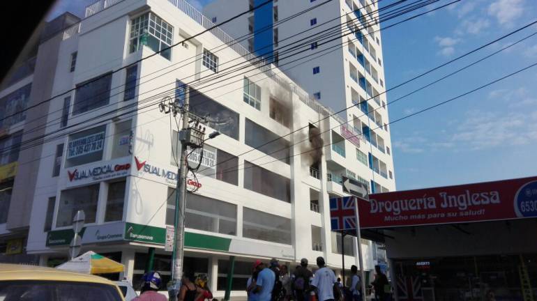 Incendio en Cartagena, zona La Castellana: Se presentó incendio en el sector de La Castellana