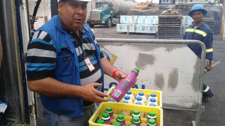 Control de alimentos por puertos marítimos y aéreos en Cartagena: Revisión y control de alimentos que entran y salen por puertos de Cartagena