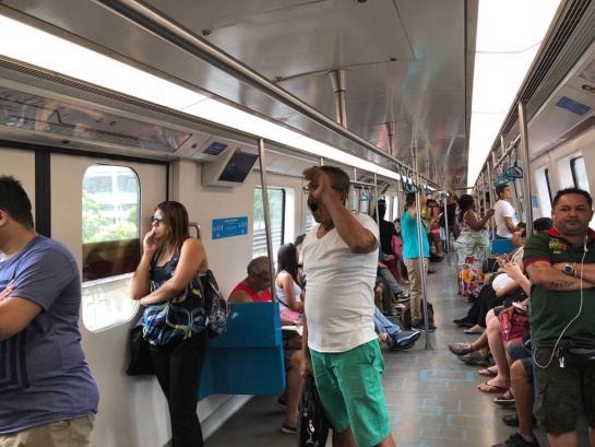 Así quedarían las sillas en el Transmilenio. Foto del Metro de Rio Así quedarían las sillas en el Transmilenio. Foto del Metro de Rio