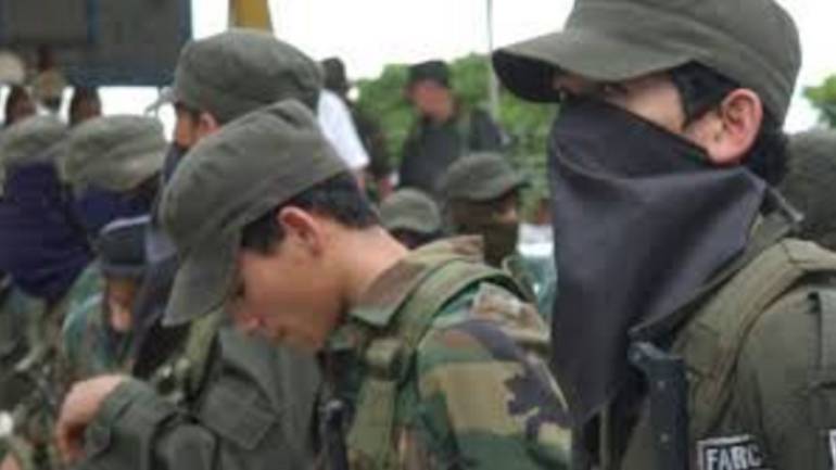 Ejército afirma que disidentes de las Farc reclutan menores en Antioquia