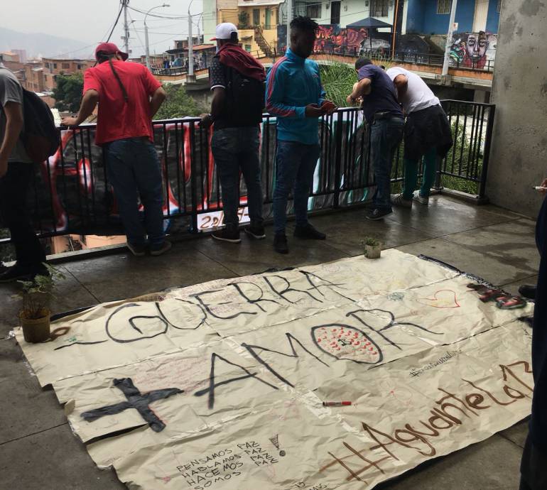 Colectivos, comuna, 13, piden, paz: Colectivos culturales de la comuna 13 piden más paz y menos guerra