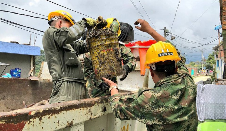 Invierno en Ibagué: Ejército ayuda atender emergencias por el invierno en Ibagué