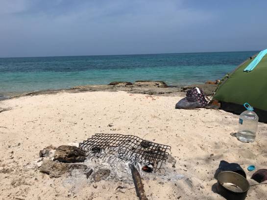 Playa Blanca cerrada: 'Hippielandia': Turistas que viven meses en carpas en las playas de Barú Playa Blanca cerrada: 'Hippielandia': Turistas que viven meses en carpas en las playas de Barú