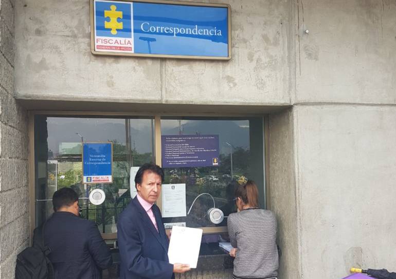 Alcaldía de Cartagena: Radican denuncia en la Fiscalía contra elección de Quinto Guerra