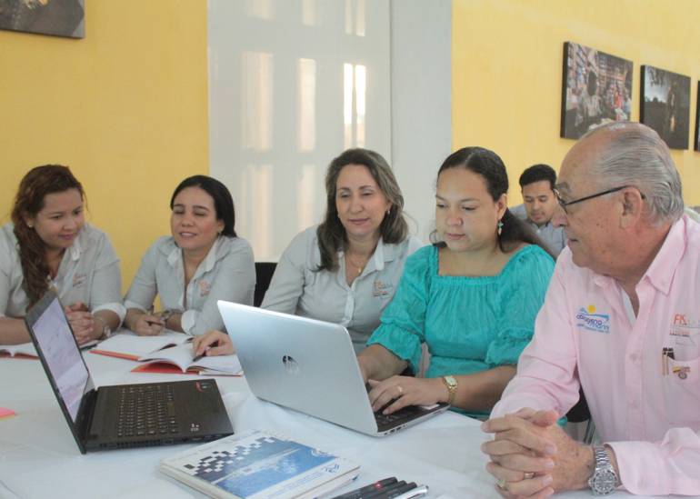 Cámara de Comercio de Cartagena realiza muestra empresarial de iniciativas: Cámara de Comercio de Cartagena realiza muestra empresarial de iniciativas