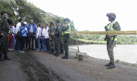 Temporada de lluvias: Maquinaria del departamento atiende emergencia vial en el sur del Tolima Temporada de lluvias: Maquinaria del departamento atiende emergencia vial en el sur del Tolima