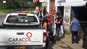 Caracol Radio originó la emisión de noticias de las 845 de la mañana desde el sector. Caracol Radio originó la emisión de noticias de las 845 de la mañana desde el sector.
