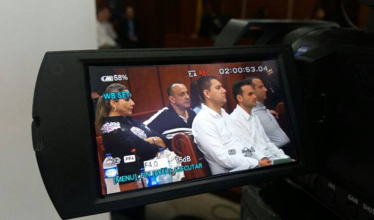 La ex mandataria permanece detenida en el bunker de la fiscalía en Armenia