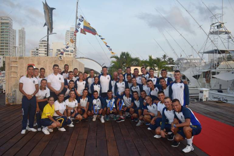 Escuela naval de cadetes Cartagena: Veleros de la Escuela Naval participaron en ciclo de regatas en Cartagena
