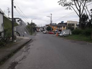 Este barrio está ubicado en el norte de la capital del Quindío Este barrio está ubicado en el norte de la capital del Quindío