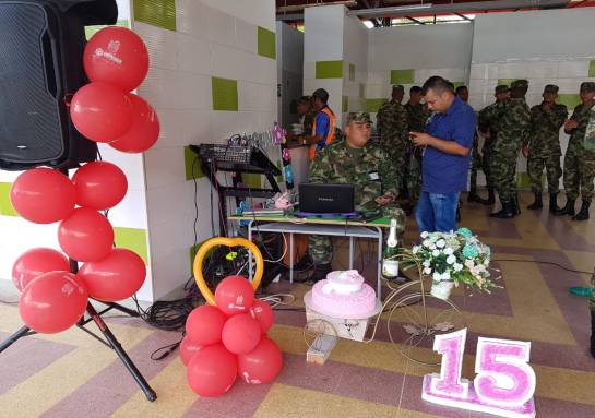 Hidroituango: Yurani, la quinceañera que celebró su cumpleaños en medio de la emergencia Hidroituango: Yurani, la quinceañera que celebró su cumpleaños en medio de la emergencia
