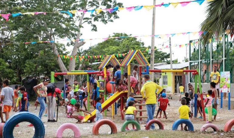 Magangué Bolívar: Gobernación de Bolívar hizo entrega de dos parques infantiles en Magangué