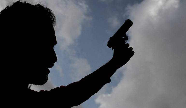 Amenazas a lideres sociales: Denuncian panfletos amenazantes de “Águilas Negras” en Bogotá