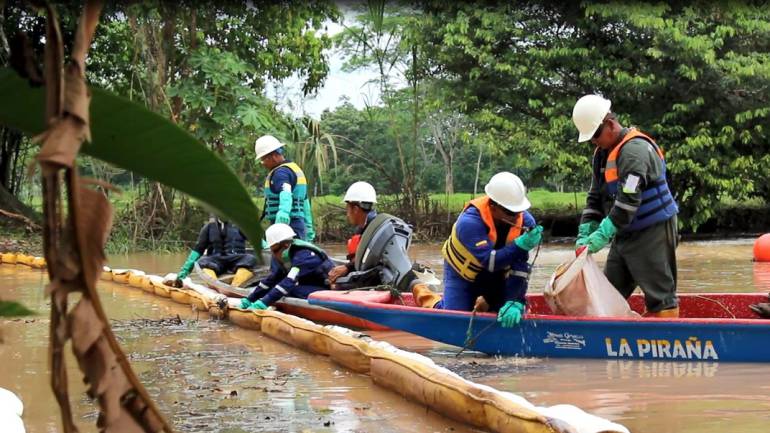 petroleo barrancabermeja crudo pozo 158: Abren investigación a presidente de Ecopetrol por emergencia en la Lisama