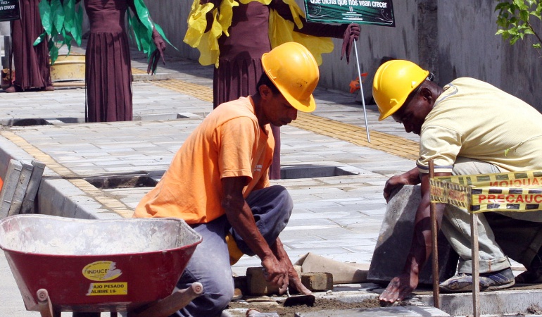 Denuncia de abuso laboral: Empresa de Renovación Urbana niega denuncias de abuso laboral