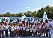 Candidatas a Miss Mundo Colombia en la Escuela Naval de Cadetes