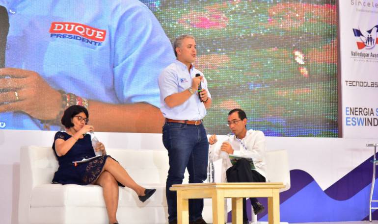 "No tengo miedo de confrontar ideas para segunda vuelta": Duque