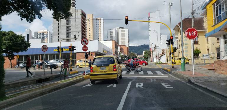 BUCARAMANGA CARROS MOTOS TRÁFICO AMBIENTE: El día antes del mundial Rusia 2018 no circularán carros en Bucaramanga