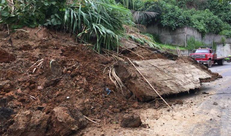 temporada de lluvias: Ordenan cierre de vías al sur de Ibagué por el invierno