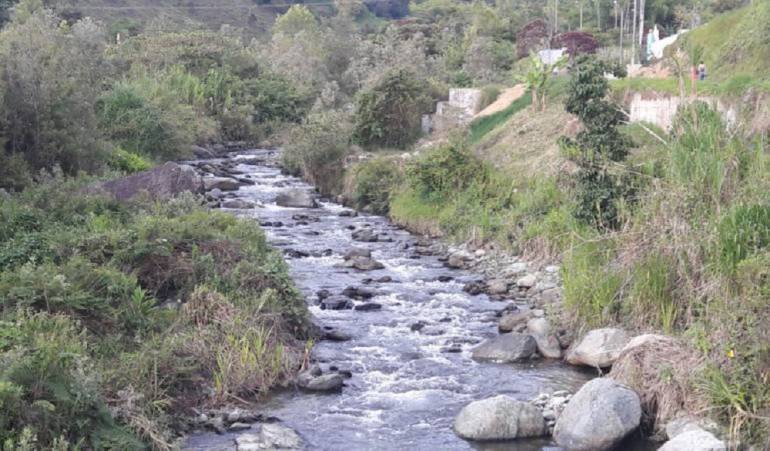 Emergencia en Palmira por lluvias: Una mujer muerta y dos desaparecidas tras creciente súbita río Amaime
