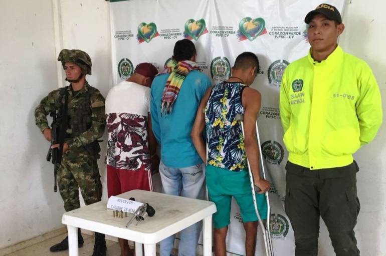 Tres integrantes de las redes de apoyo del ELN fueron capturados en Bolívar: Tres integrantes de las redes de apoyo del ELN fueron capturados en Bolívar