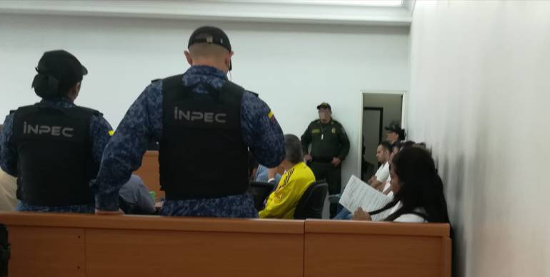 Todas las personas están detenidas en la cárcel de Picaleña.