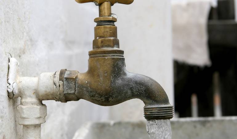 Cortes de agua: 80% de los barrios de Soacha permanecen sin agua