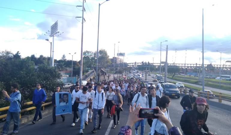 Estudiante de la Nacional asesiando: Estudiantes de la Nacional rechazaron la muerte de Camilo Ortiz