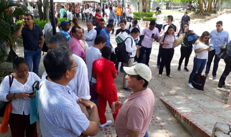 terrorismo: Expertos anti explosivos descartan bomba en la Gobernación de Sucre