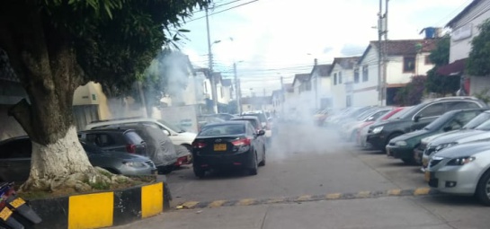 Guardas del Inpec lanzaron bombas lacrimogenas en Bucaramanga: Guardas del Inpec lanzaron bombas lacrimógenas por triunfo de Colombia Guardas del Inpec lanzaron bombas lacrimogenas en Bucaramanga: Guardas del Inpec lanzaron bombas lacrimógenas por triunfo de Colombia