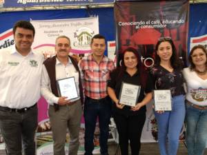 Concurso la mejor bebida de café servida en tienda Concurso la mejor bebida de café servida en tienda
