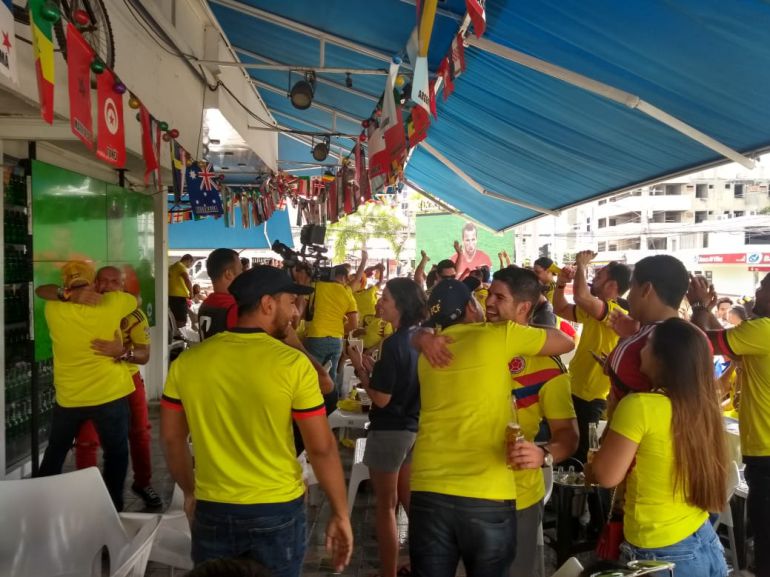 Los hinchas en Barranquilla destacan el juego de Colombia: Los hinchas en Barranquilla destacan el juego de Colombia