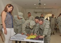 Capacitan a militares de Fuerza Naval del Caribe sobre derechos de la mujer