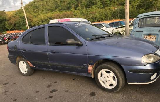 BUCARAMANGA AGENTES DE TRÁNSITO ATACADOS POR CONDUCTOR VÍAS: Para evitar parte, conductor embistió a agente de tránsito BUCARAMANGA AGENTES DE TRÁNSITO ATACADOS POR CONDUCTOR VÍAS: Para evitar parte, conductor embistió a agente de tránsito