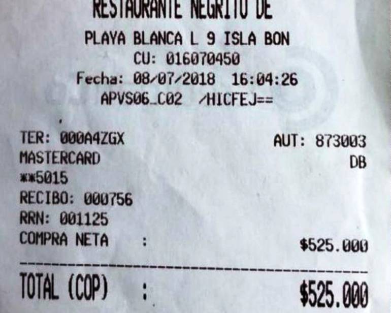 Por cinco bebidas dos argentinas pagaron medio millón de pesos en Cartagena: Por cinco bebidas dos argentinas pagaron medio millón de pesos en Cartagena