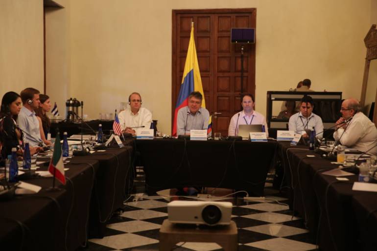 Funcionarios venezolanos se roban recursos de programa de alimentación: Funcionarios venezolanos se roban recursos de programa de alimentación