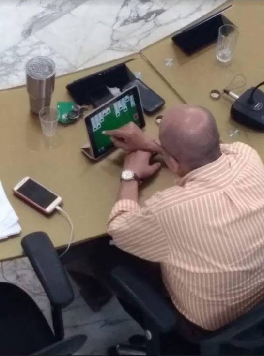 “Ahí está pinta’o” “Ahí está pinta’o”