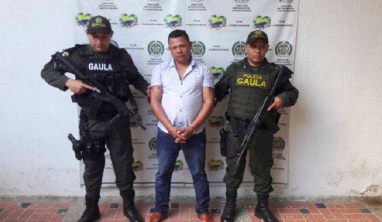 Policía captura a cuatro presuntos extorsionistas del Clan del Golfo