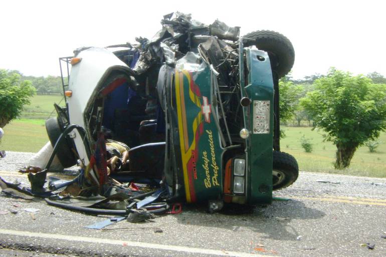 Heridos funcionarios de la Registraduría en accidente vehicular Bolívar: Heridos funcionarios de la Registraduría en accidente vehicular Bolívar