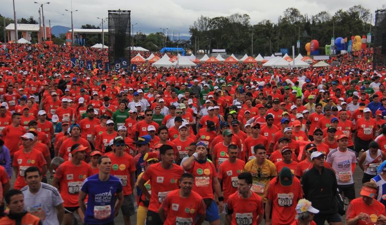 Cierres viales Bogotá domingo: Cierres viales para este domingo por la Media Maratón de Bogotá