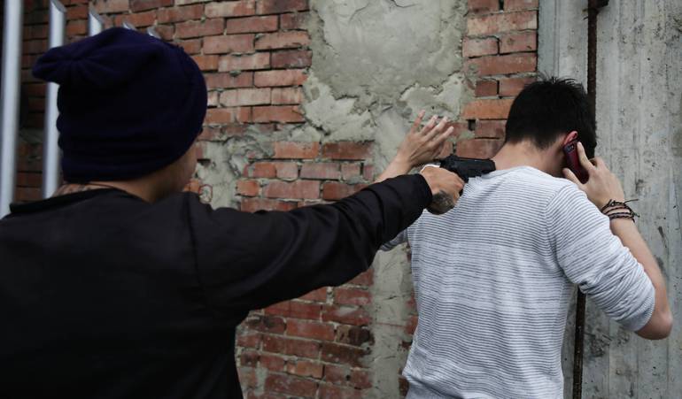 Asesinatos terroristas: Asesinan a reconocido locutor en Suárez, Cauca