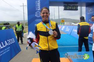Lina María Raga, obtuvo dos medallas de plata en Triatlón Lina María Raga, obtuvo dos medallas de plata en Triatlón