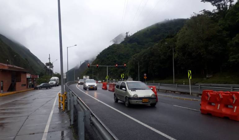 Cerrada la vía Villavicencio-Bogotá por derrumbe