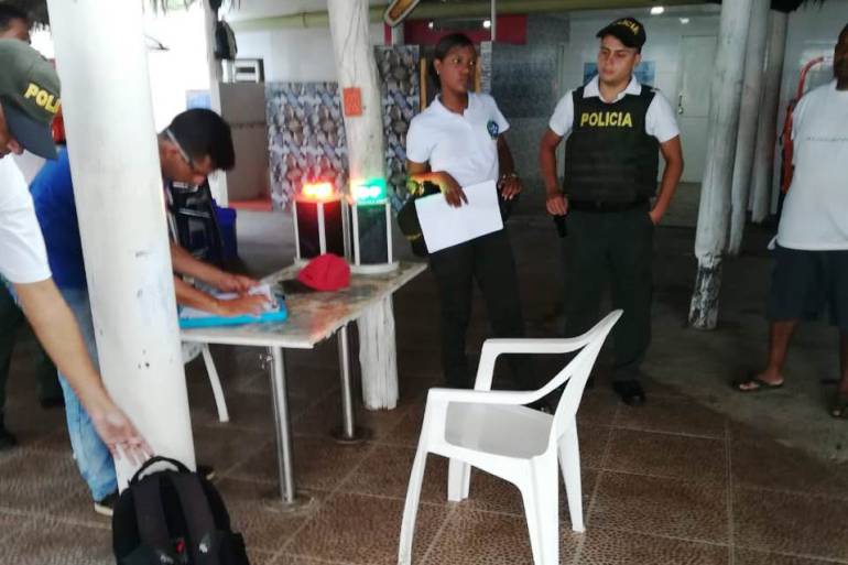 Recuperan elementos hurtados a boyas del canal de acceso a Cartagena: Recuperan elementos hurtados a boyas del canal de acceso a Cartagena
